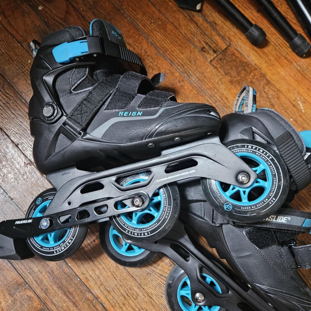 Powerslide Reign Skates in Black and Teal